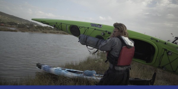 How to launch and land your kayak